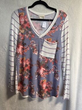 Lovely Melody Lavender Floral V-Neck Long Sleeve Top with Pink Blooms